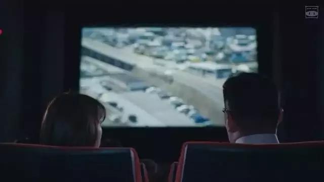 牵牵手、吃吃饭,就能轻松赚钱,岛国少女现在流行做这个活!