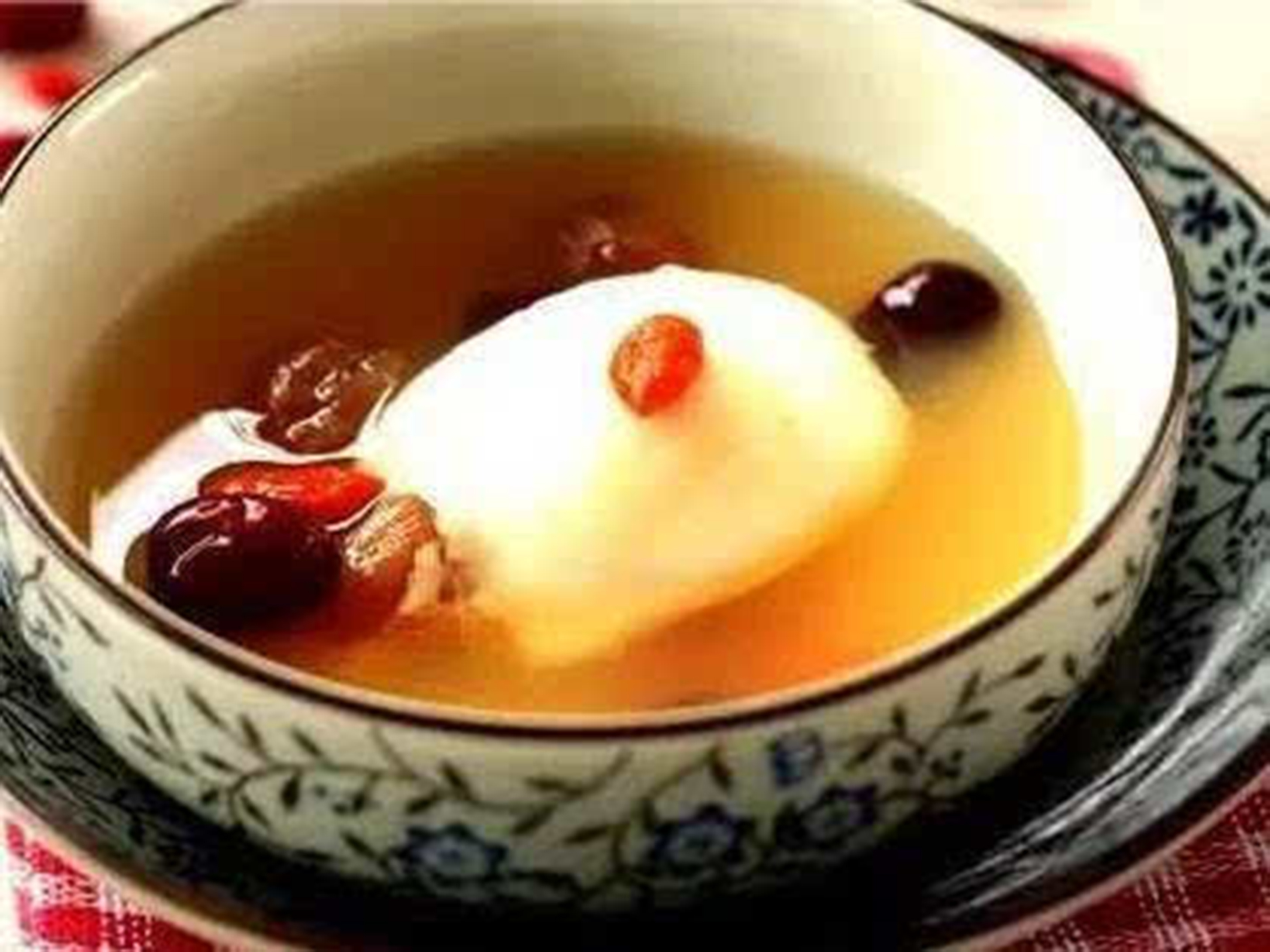 陈皮5克生姜10克茯苓5克泡水喝,陈皮泡水喝的十大好处