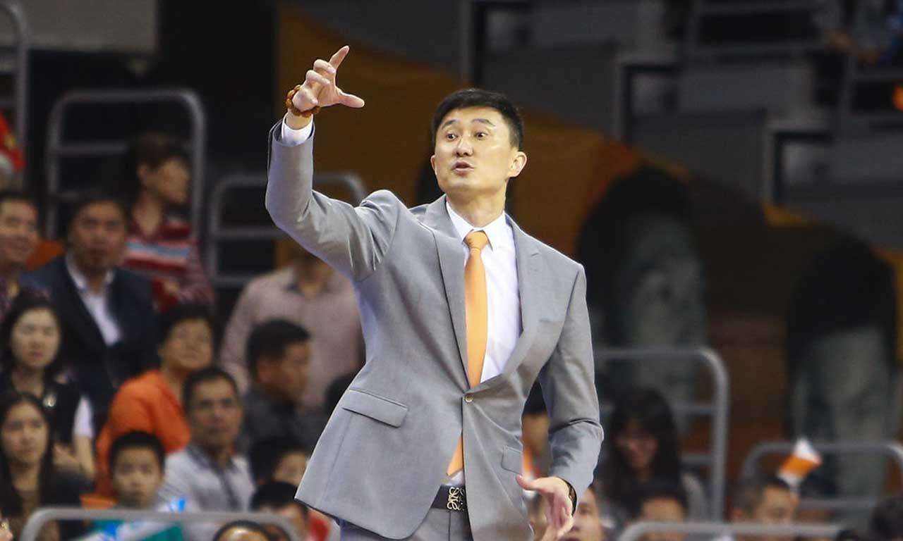 被日本球队打得溃不成军！CBA霸主毫无强者风范一味练兵真的好？