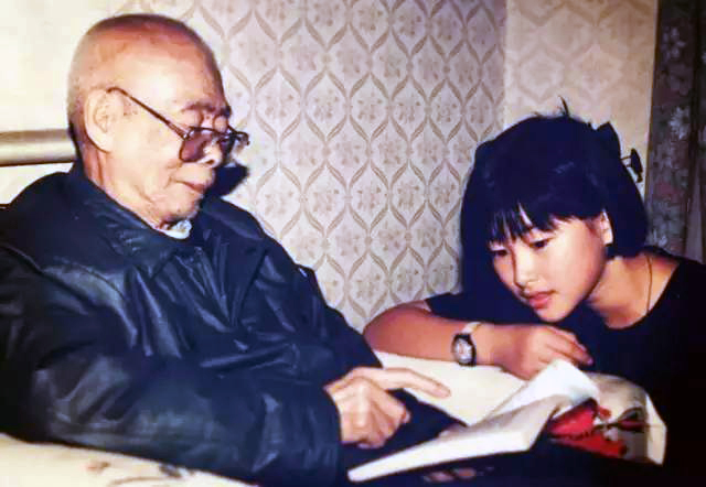 朱珠将门嫡女,将门才女朱珠升级当妈