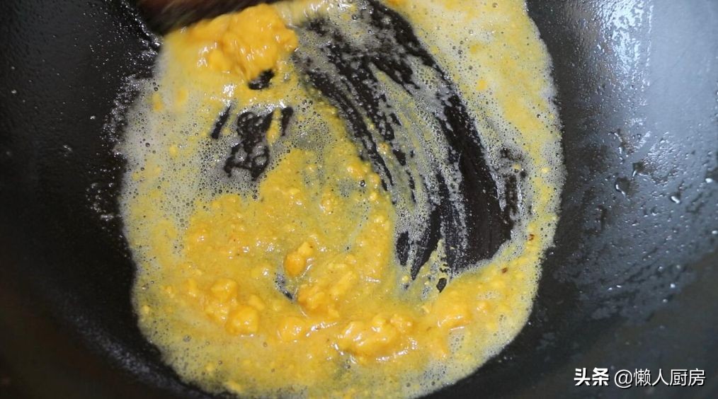 如何挑肉质肥美的皮皮虾,又到了吃皮皮虾的季节