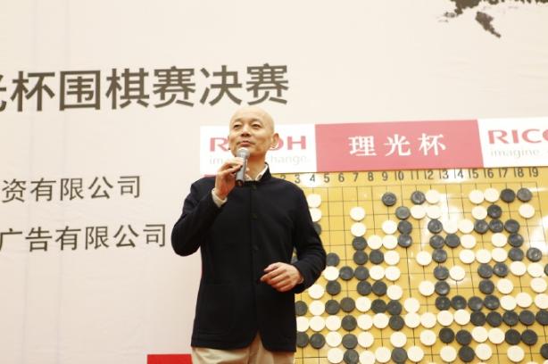 靠着隐藏技能，韩寒夏雨刘德华葛优…从CCTV5走到CCTV6