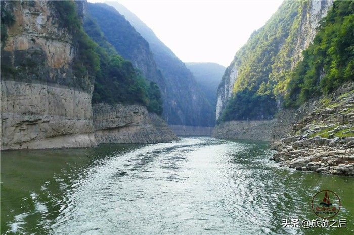 这里是“鄂西的明珠”，长江边的一条溪流，有种远离尘世的感觉