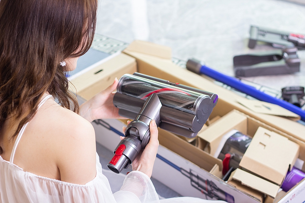 戴森v11吸尘器能吸多大颗粒,原装戴森v11吸尘器吸头介绍