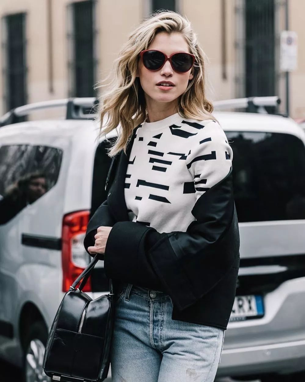 毛衣裤子显瘦款,直筒裤和阔腿裤哪个显高显瘦