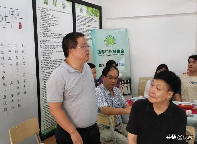 七子饼茶和沱茶,七子饼茶生茶好还是熟茶好