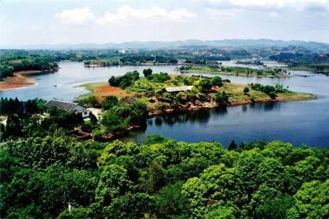 简阳五一有什么好玩的地方,国庆七天假去什么地方玩