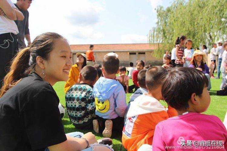 闫孟小学足球场,宁波诺丁汉大学闫孟小学