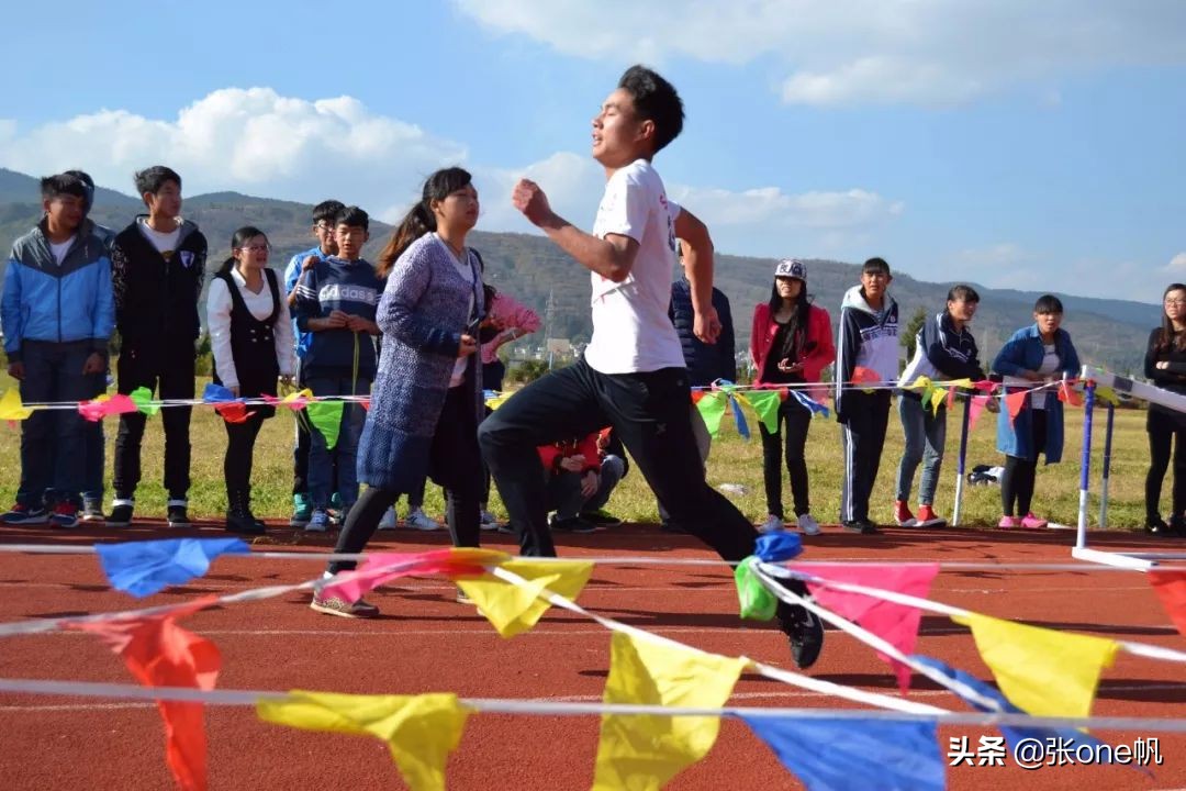 昆明黄冈实验中学高考分数,昆明黄冈实验中学招生简章