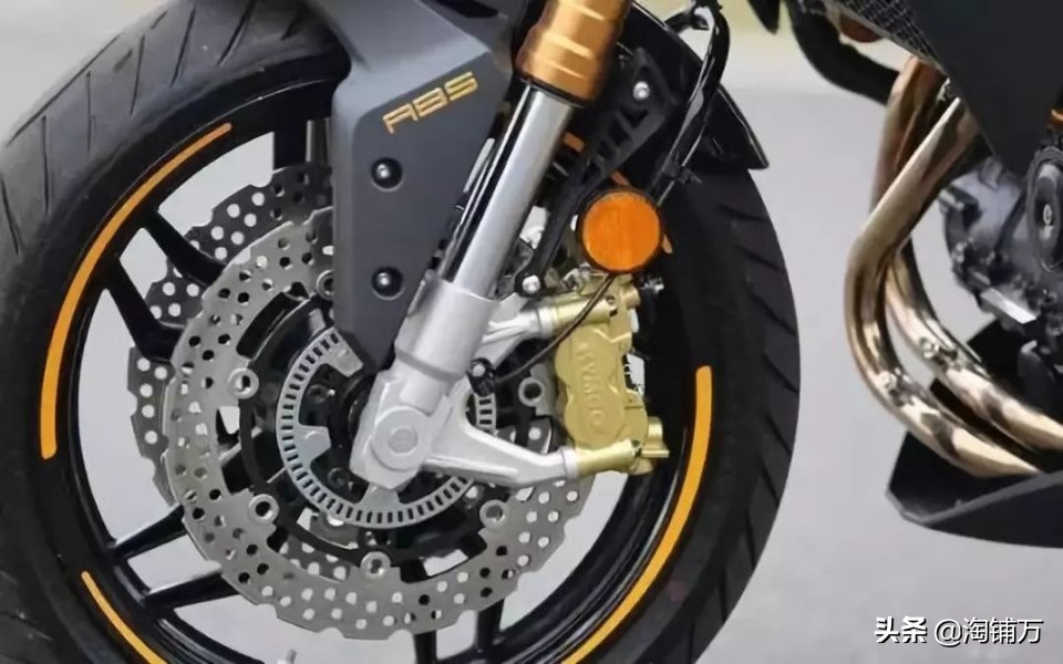 春风6000左右摩托街车,春风和光阳摩托车哪个好