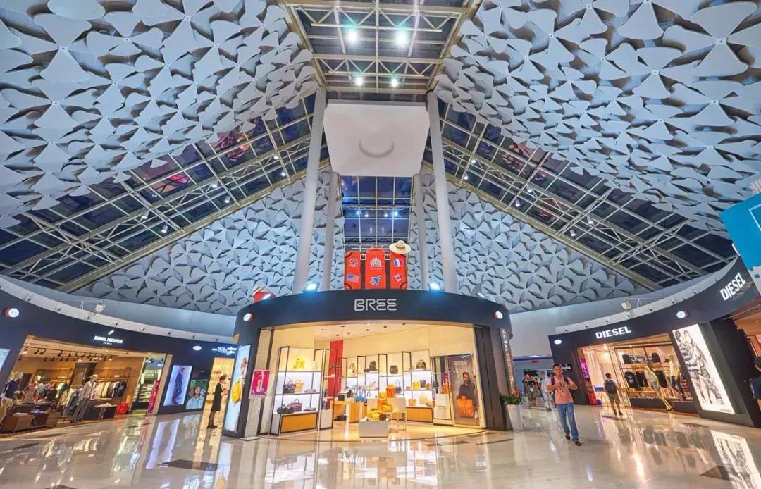 牵手海航海免，万里目在“保正品”上又下一城