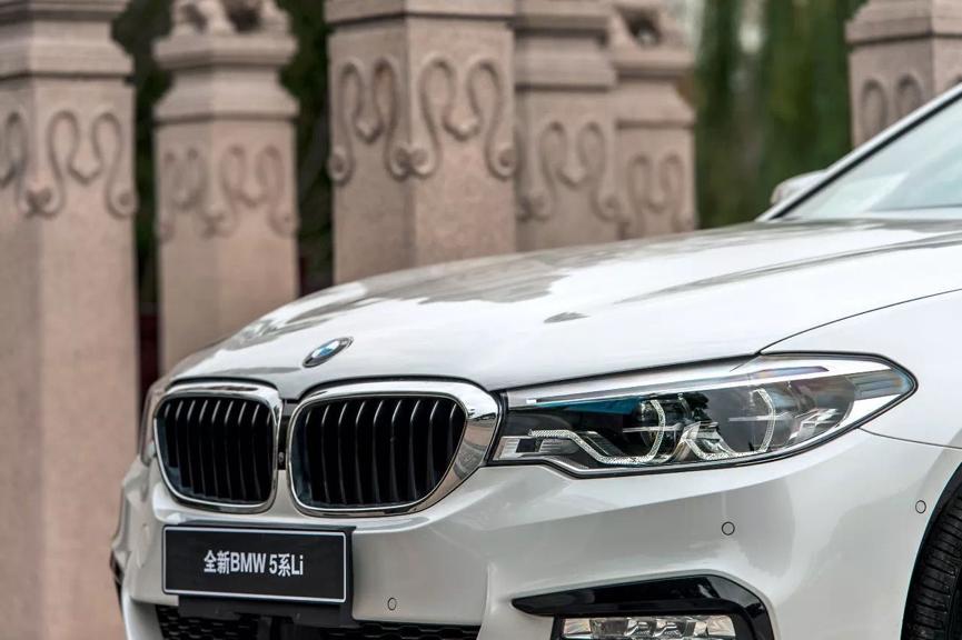 奔驰e级宝马5系奥迪a6l权威对比下,宝马5系和奥迪a6l