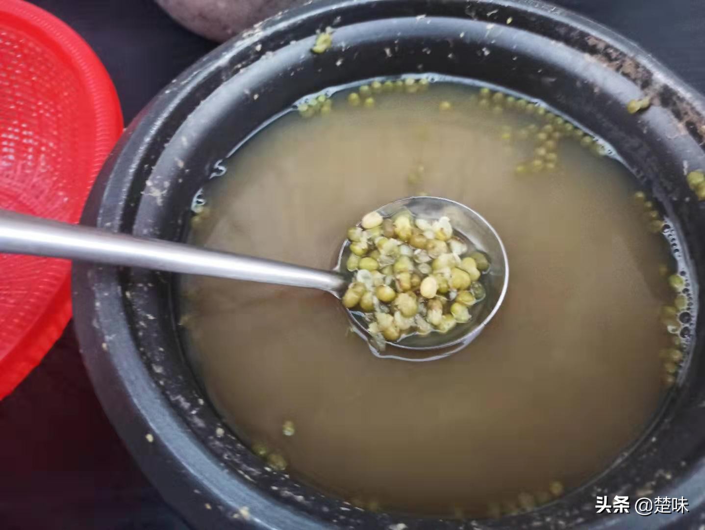 冰糖绿豆汤降火热喝好还是冷喝好,冰糖绿豆汤功效与作用