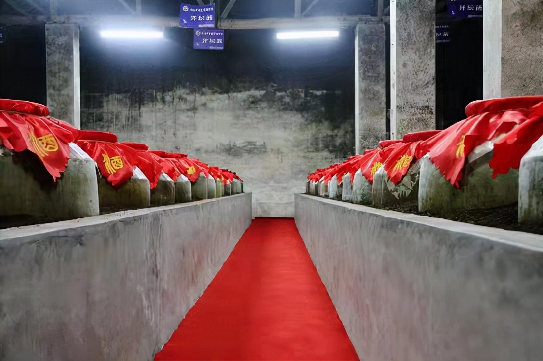 北京青龙坊酒业有限公司全程助力琴澳珠海足球队