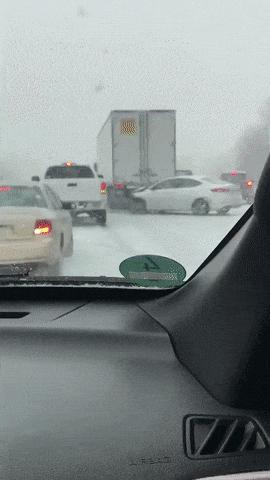 搞笑gif你们这些城里人太会玩了,搞笑gif逗比的世界你永远理解不了