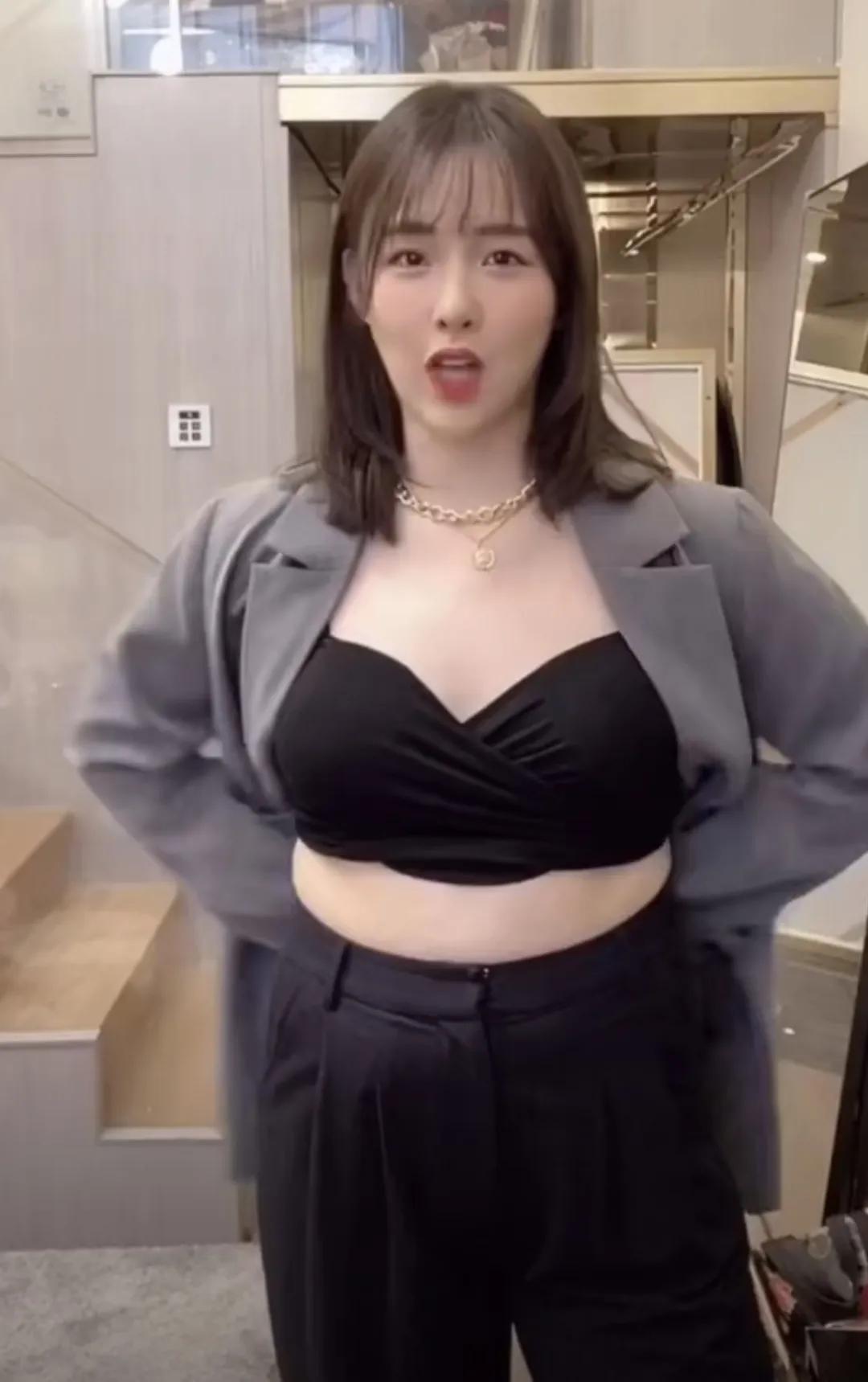 纯欲风两件套穿搭测评,纯欲风单品有哪些