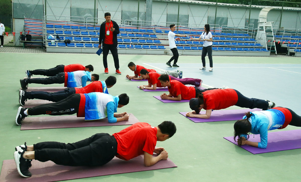 第七届来京建设者趣味健身活动举行3000人参与