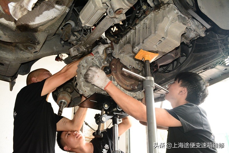 科鲁兹变速箱电脑损坏影响顿挫,09科鲁兹1.8自动变速箱顿挫怎么办