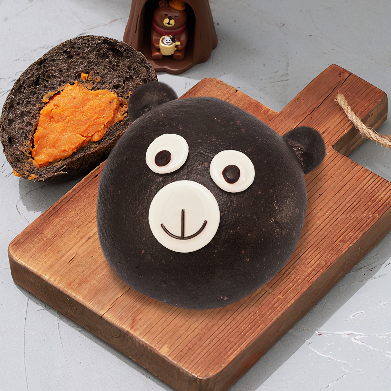 以蜜代糖,一个动作就能创造新茶饮营收神话?