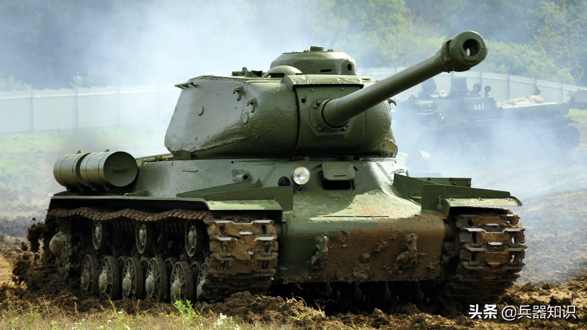 苏联t34-100中型坦克,苏联第一种正式量产坦克t-18