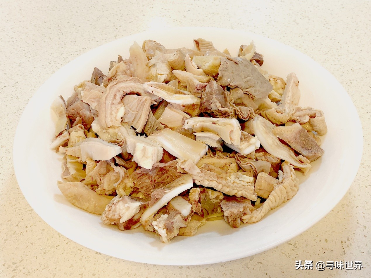 百吃不厌的广东牛杂,广东牛杂老师傅