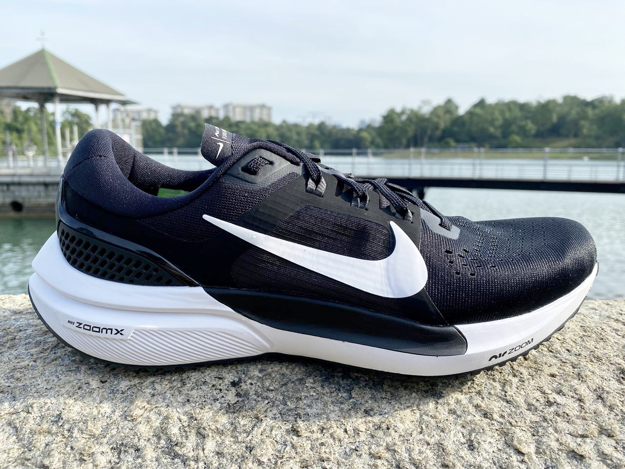 zoomx和zoomair都有的跑鞋,耐克zoomvomero15鉴别