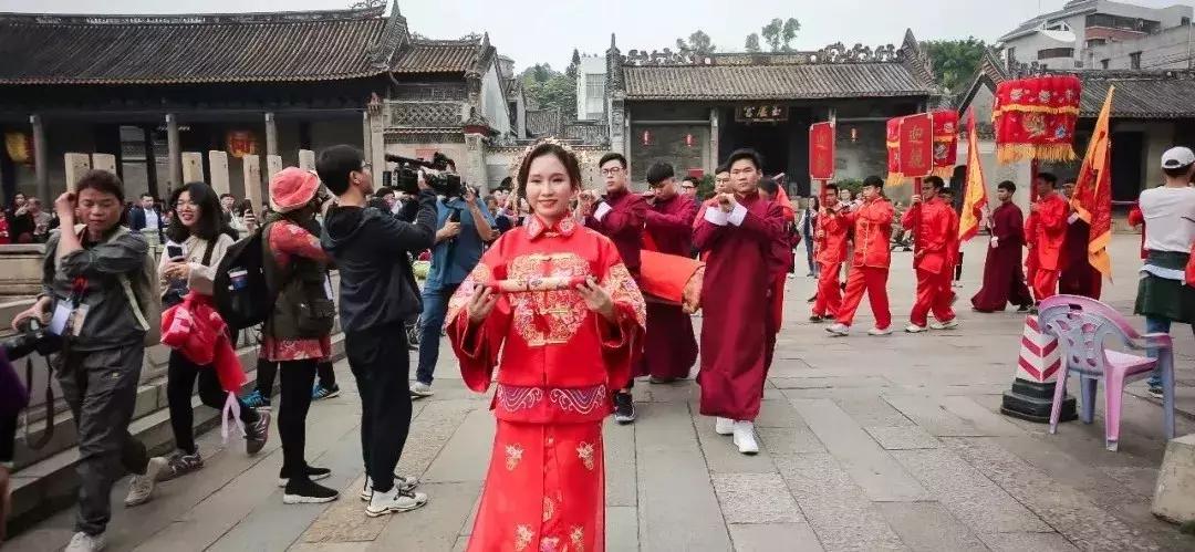 三月三日沙湾古镇,三月来沙湾