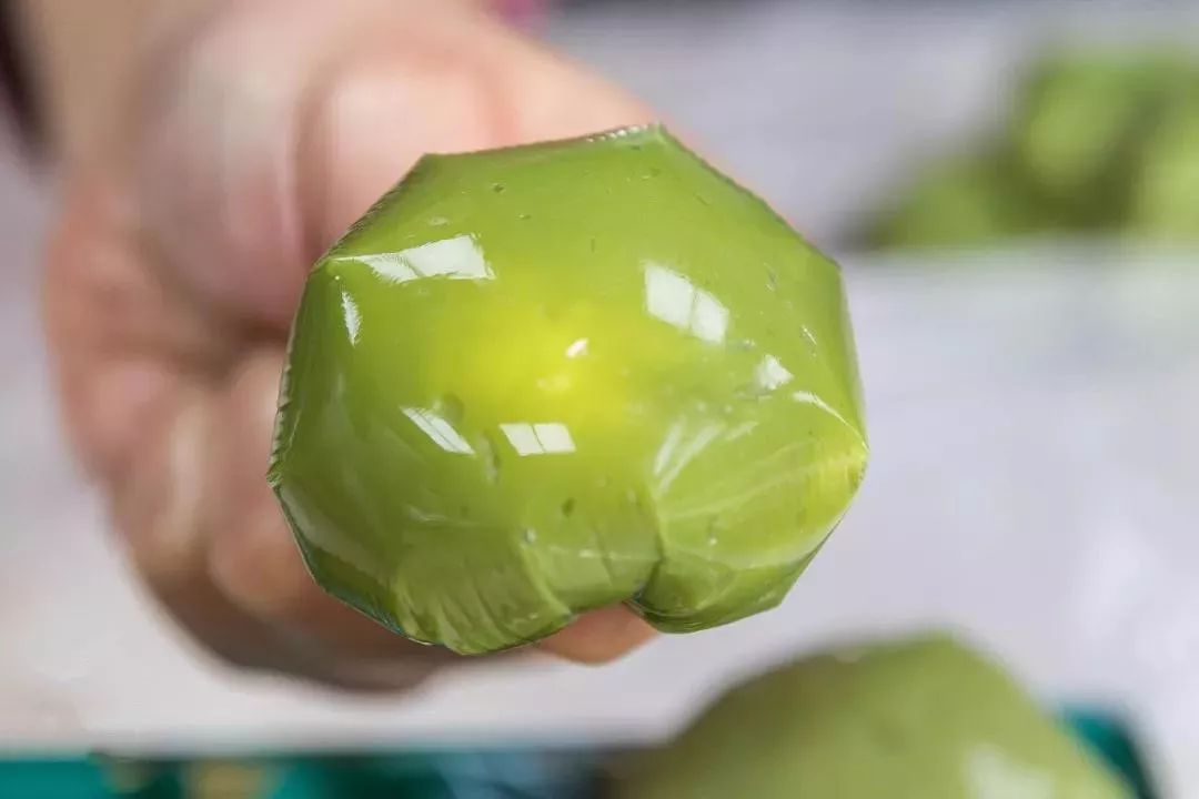 你和春天还差了一个“绿胖子”青团！