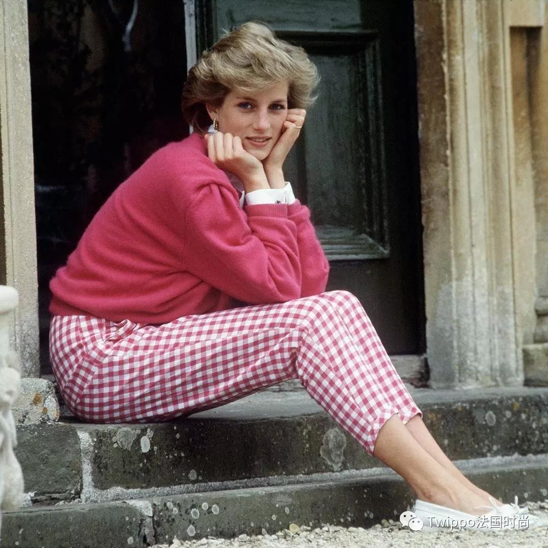 穿搭年轻十大单品,36岁秋冬穿搭简单高级