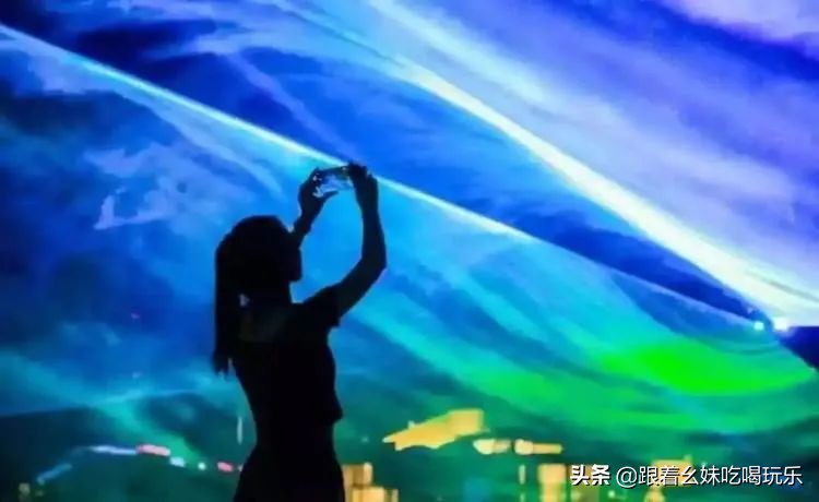 西安秦岭欢乐谷灯光秀,西安秦岭有个欢乐世界