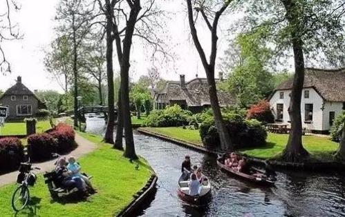 荷兰美丽而神秘的羊角村,羊角村荷兰最受欢迎小镇