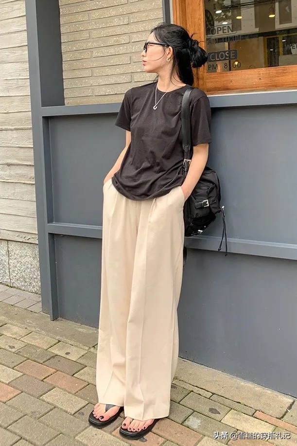 方头鞋才是今夏的最大惊喜,方头鞋显脚宽