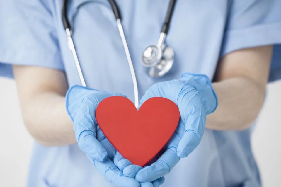 癌症发病率居高不下！女性如何治疗宫颈癌？