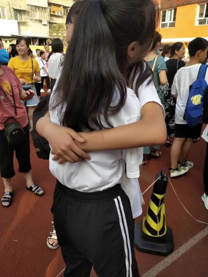 再见！燕小青春在此起航——燕山小学举行2020届毕业生典礼