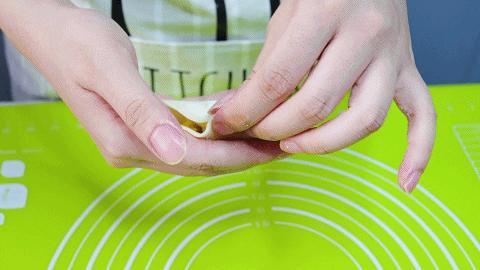 奶酪鲜虾饼辅食食谱,鲜虾芝士饼