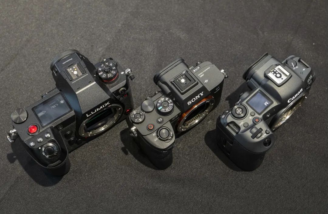 号称最强视频机的R5、S1H和α7SⅢ发热大对比