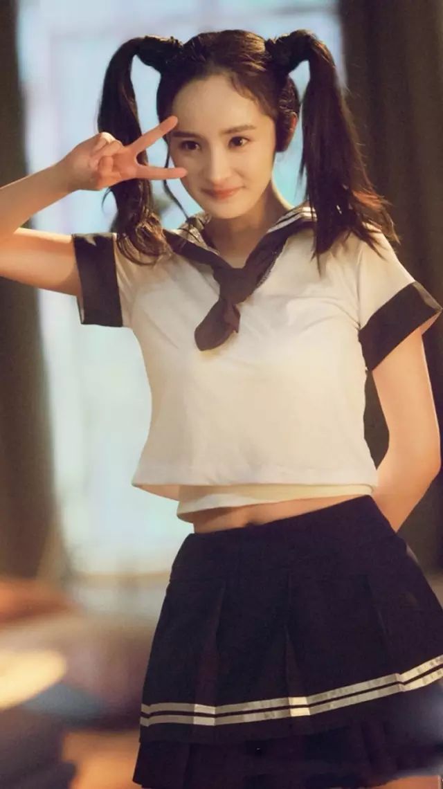 丸子头不好看视频展示,丸子头真的绝了蓬松又可爱