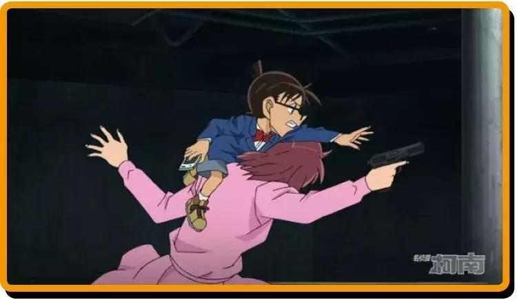 小兰帮柯南搓背是哪一集,小兰背柯南