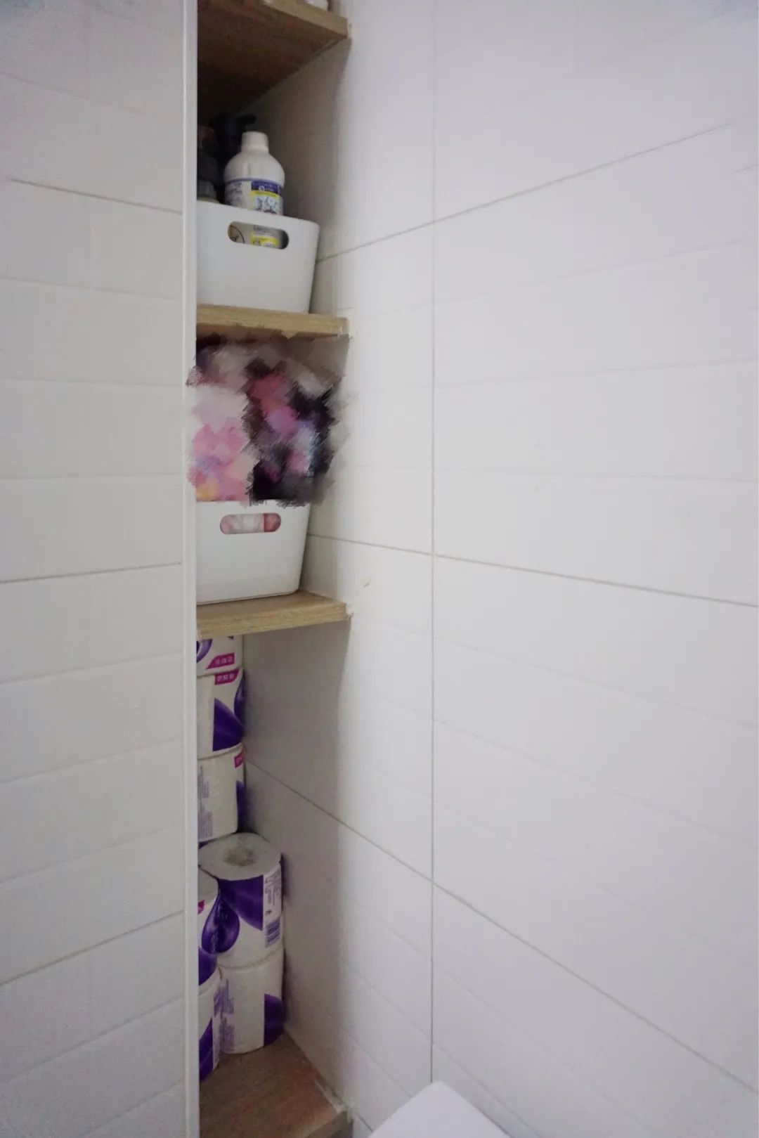 44㎡住三代人，采光差、厨房小都被解决，她家的空间榨干术太绝