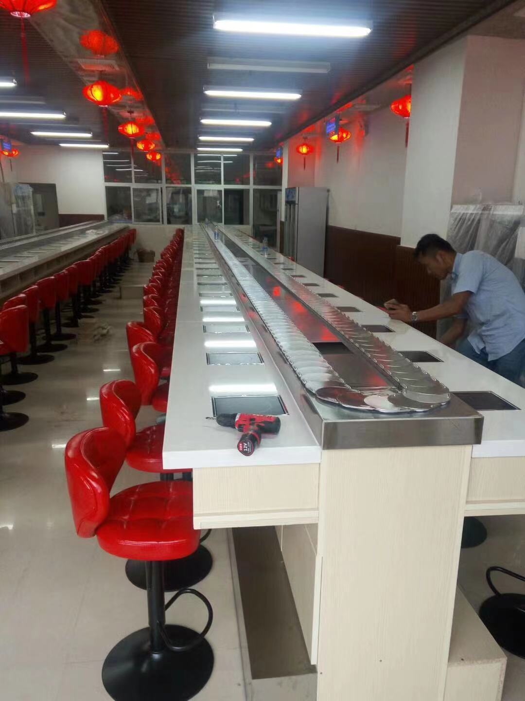 开旋转小火锅店可以赚多少钱,开旋转小火锅店怎么样