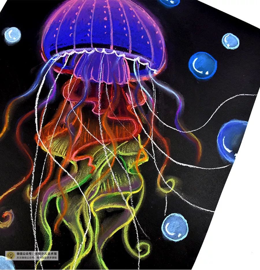 儿童画五彩水母,小红书画梦幻的水母