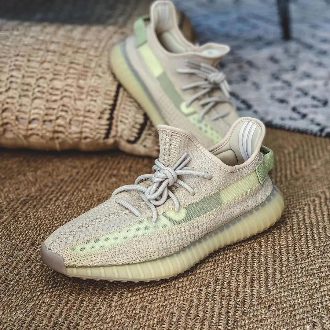 yeezy350v2解说,yeezy350版本推荐