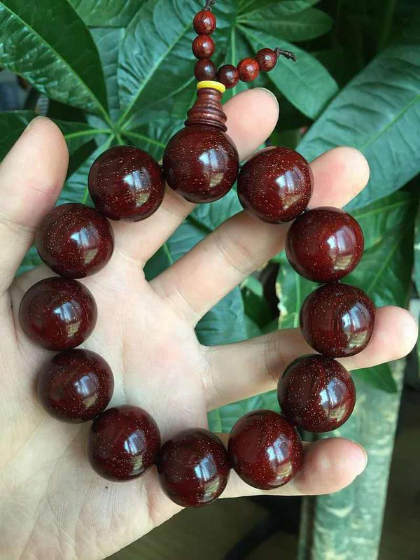 小叶紫檀手串金星怎么鉴别,小叶紫檀的金星怎么鉴别