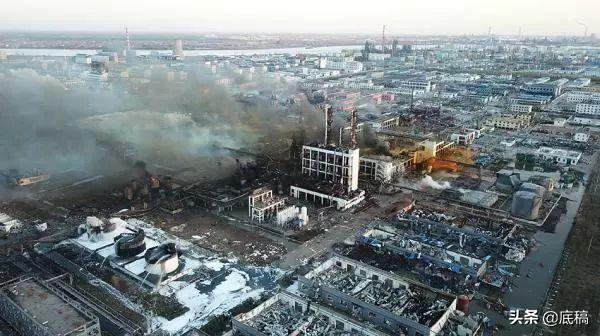 盐城爆炸事故寻人信息,盐城化工厂爆炸路上视频