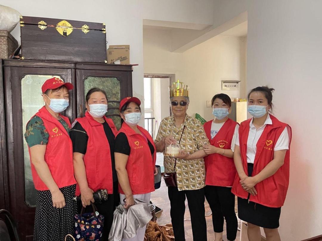 尊老爱幼传扬中华美德,尊老爱幼树新风