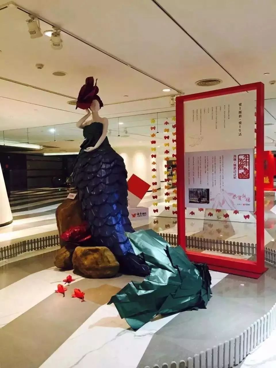 用一张纸折出来的少女教程,简单的一张纸折出让你想不到东西