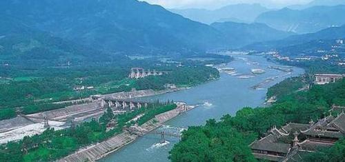 三国时期最厉害的城池,三国时期各诸侯的地理位置