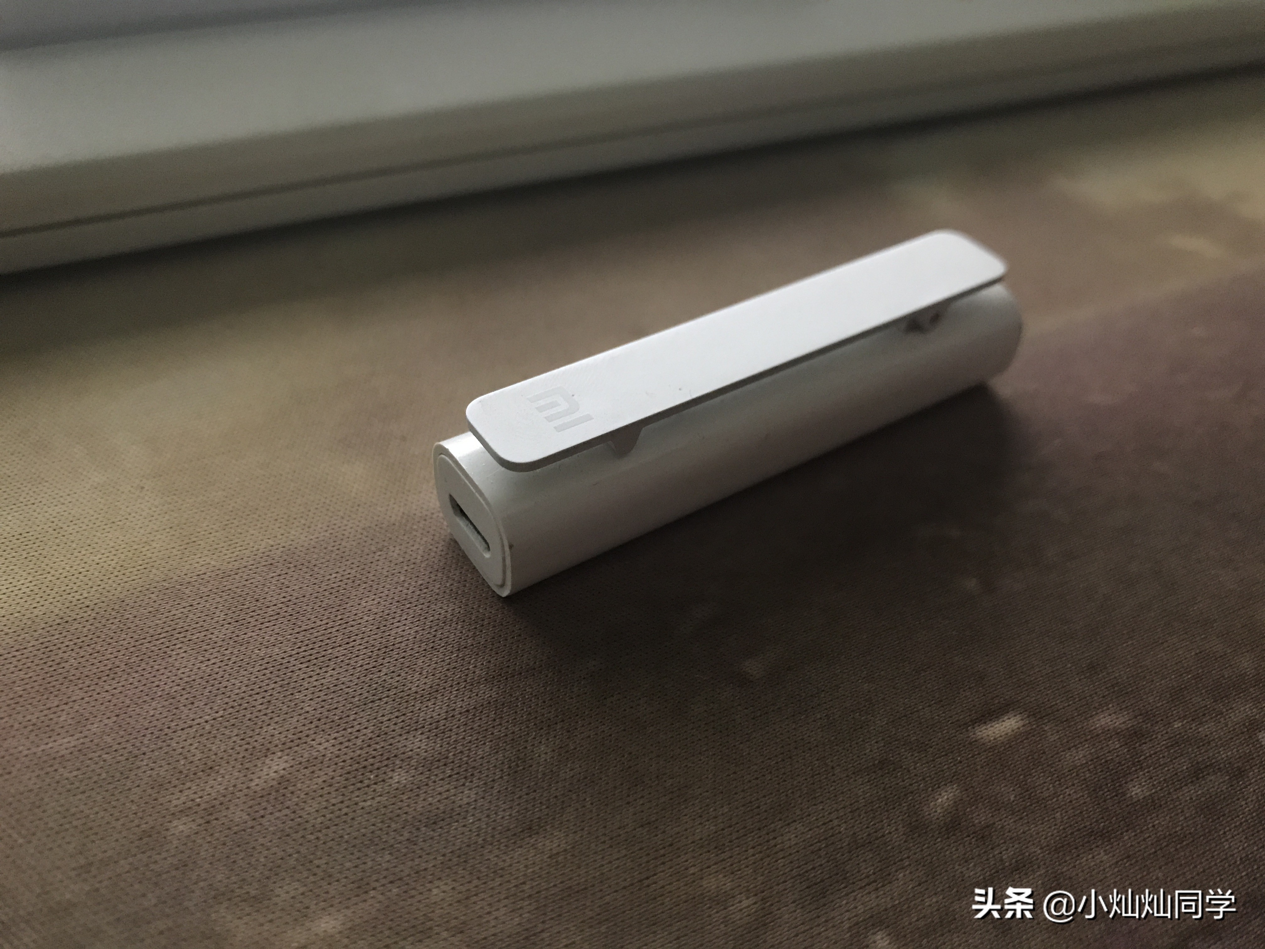 哈曼卡顿音箱水晶4代,哈曼卡顿soundsticks水晶音箱