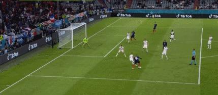 勒夫的足球太娘，撞上了法国防守的墙