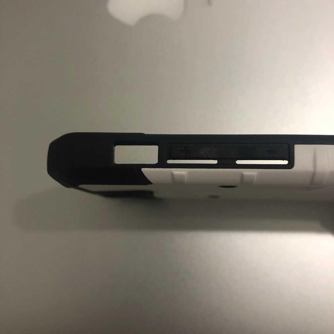 uag探险者银色和钻石系列对比,uag探险者手机壳iphone12